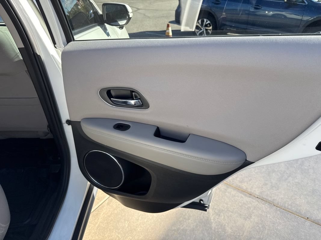 Used 2017 Honda HR-V EX image 20