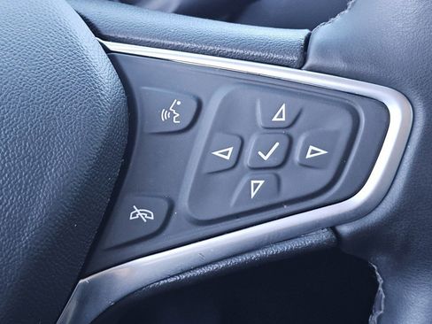 Used 2023 Chevrolet Equinox LT image 14