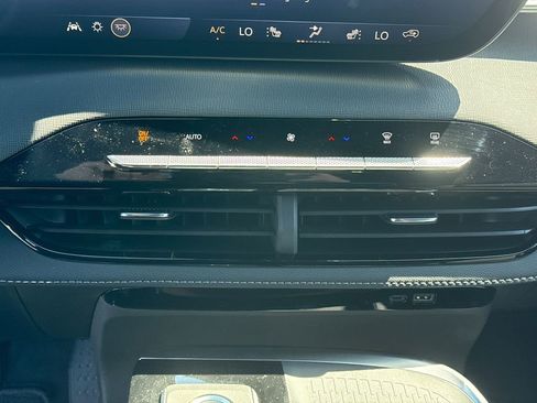 New 2026 Buick Enclave Preferred AWD/4WD image 26