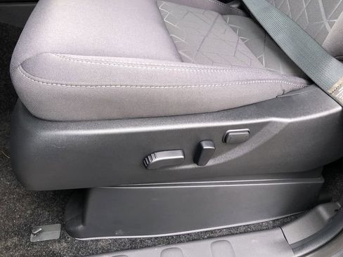 New 2026 Nissan Frontier SV w/ All-Weather Content Package AWD/4WD image 22