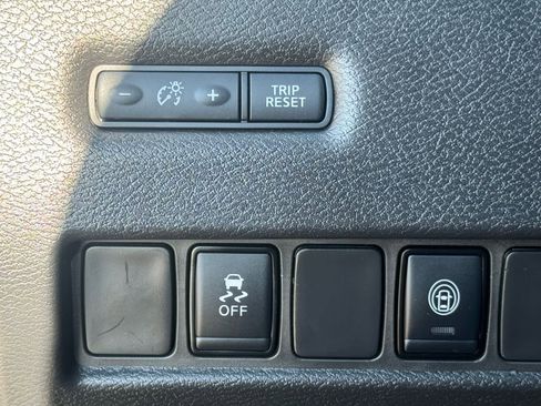 Certified 2023 Nissan Murano SV w/ SV Midnight Edition Package image 21