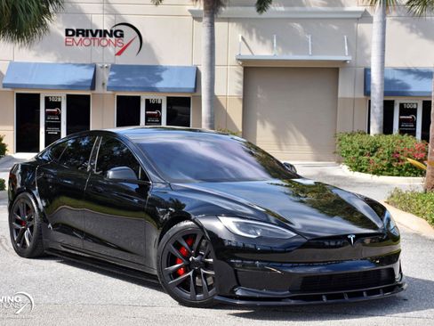 Used 2023 Tesla Model S Plaid image 39