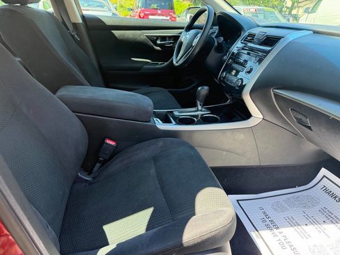 Used 2014 Nissan Altima 2.5 S FWD image 18