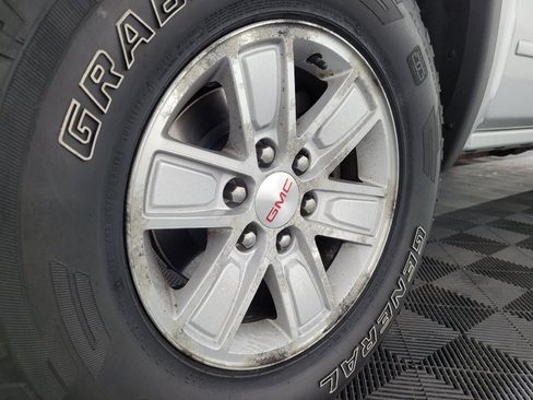 Used 2015 GMC Sierra 1500 SLE w/ SLE Value Package AWD/4WD image 31