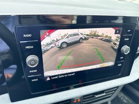 New 2026 Volkswagen Jetta SE image 23