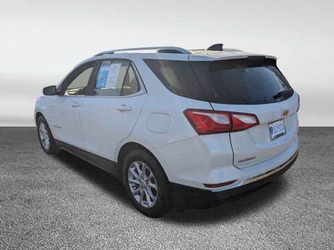 Used 2018 Chevrolet Equinox LT w/ Sun & Infotainment Package image 10