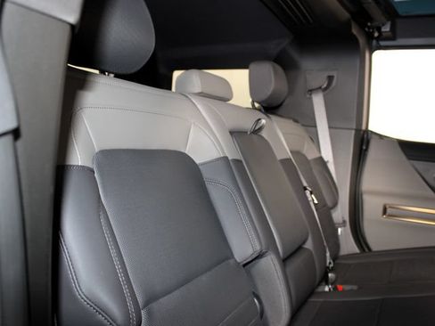 Used 2024 GMC Hummer EV 2X AWD/4WD image 28