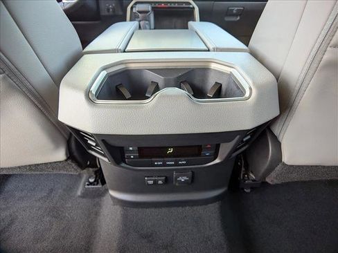 Used 2023 Toyota Sequoia Limited image 16