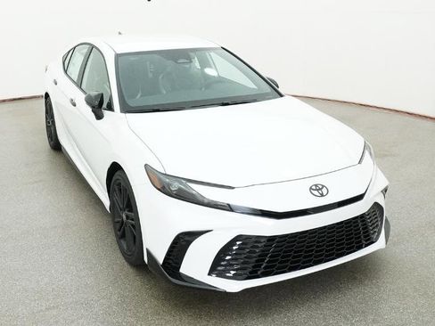 New 2026 Toyota Camry Hybrid image 8
