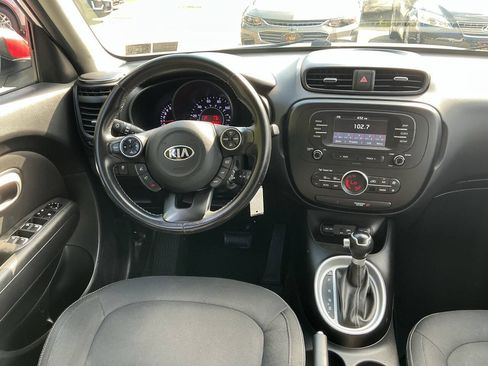 Used 2017 Kia Soul + w/ Designer's Package FWD image 16