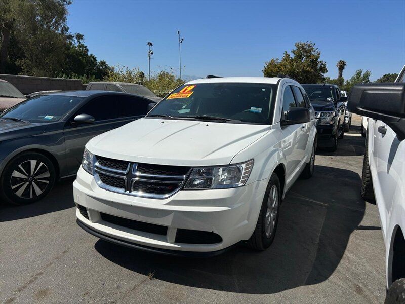 Used 2019 Dodge Journey SE FWD image 4