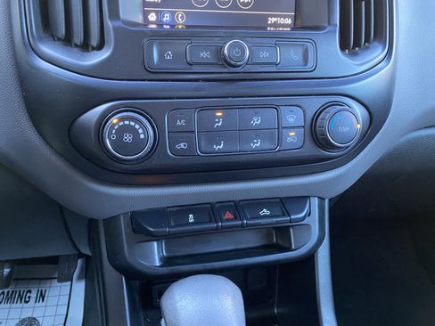 Used 2022 Chevrolet Colorado W/T w/ Custom Special Edition image 26