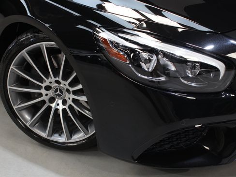 Used 2019 Mercedes-Benz SL 450 w/ Premium Package image 11