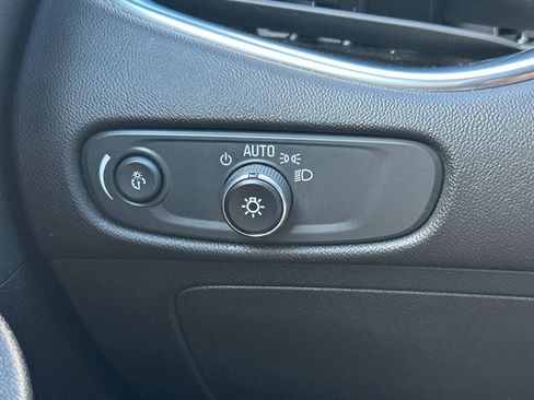 Used 2024 Chevrolet Malibu LT image 31