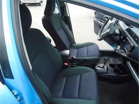 Used 2016 Toyota Prius C Three image 14