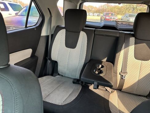 Used 2010 Chevrolet Equinox LS image 28
