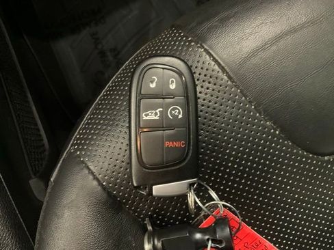 Used 2019 Jeep Cherokee Limited AWD/4WD image 27