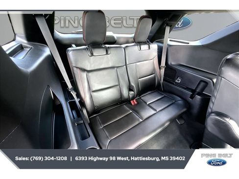 Used 2023 Ford Explorer ST-Line w/ Class IV Trailer Tow Package RWD image 21