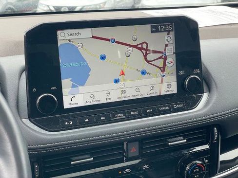 Certified 2023 Nissan Rogue SL w/ SL Premium Package image 18