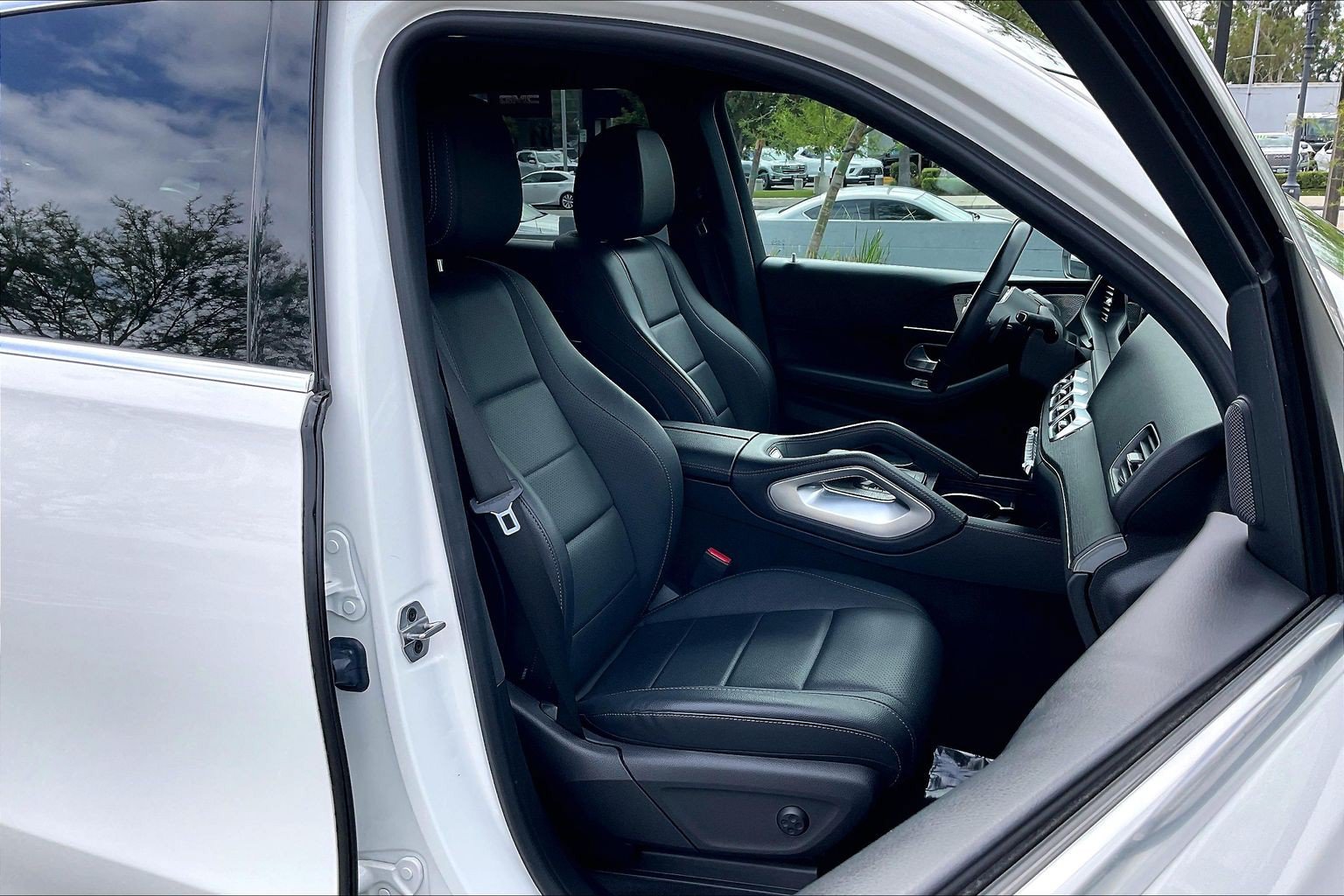 Used 2022 Mercedes-Benz GLE 350 4MATIC image 7