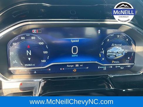 Used 2024 Chevrolet Silverado 1500 LT image 25