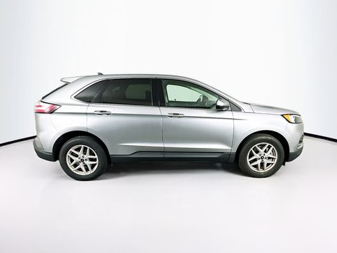Used 2023 Ford Edge SEL image 10