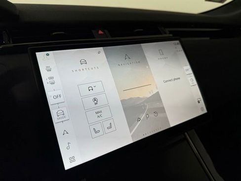 New 2026 Land Rover Range Rover Velar S image 22