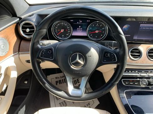 Used 2017 Mercedes-Benz E 300 4MATIC image 13