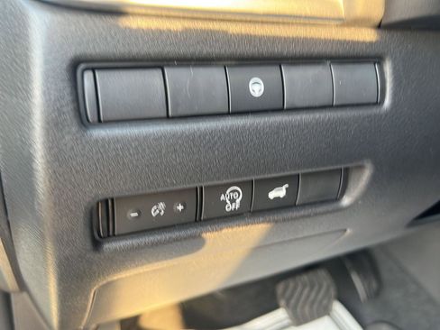 New 2026 Nissan Rogue SV image 27