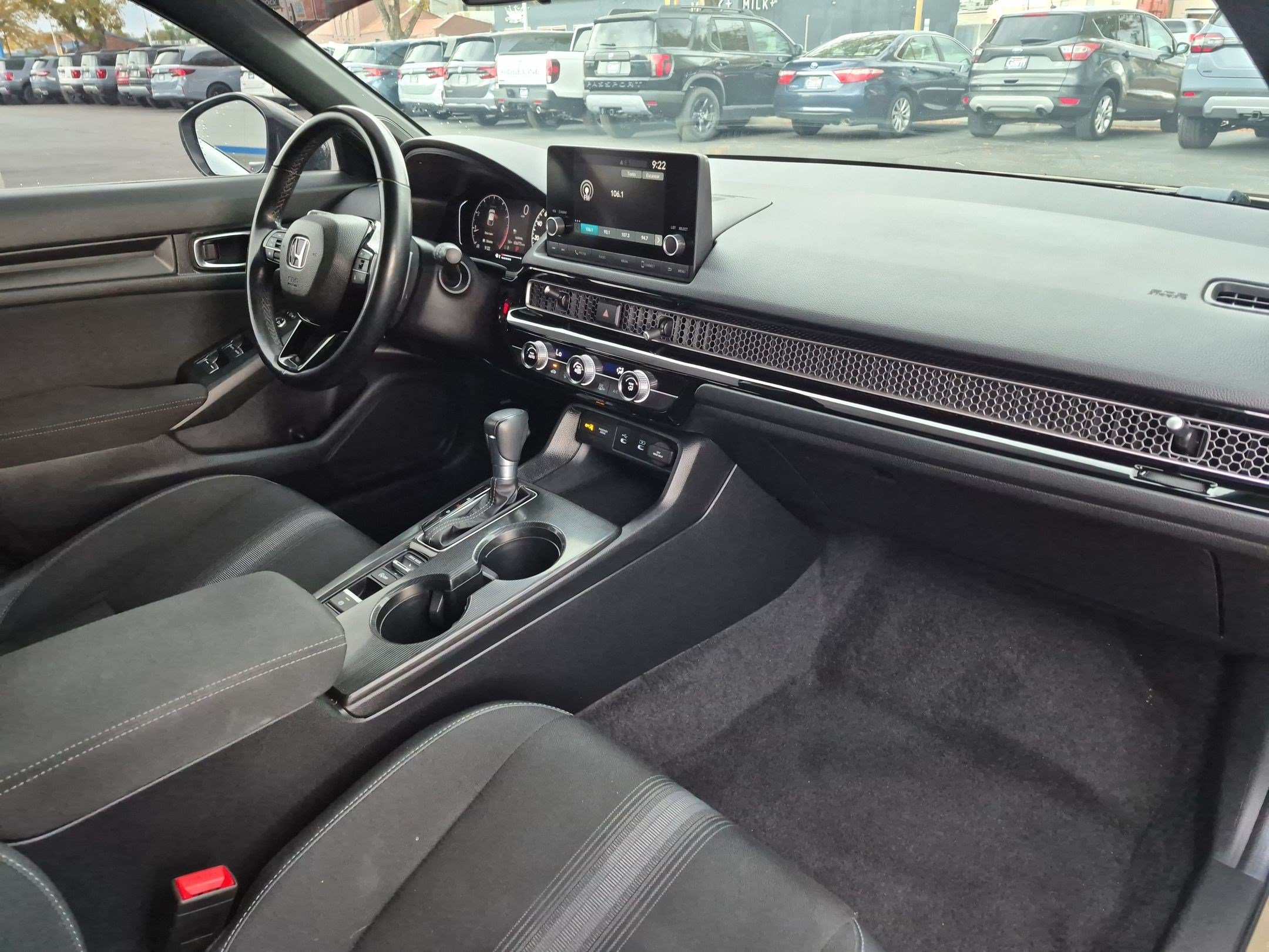 Used 2025 Honda Civic Sport image 31
