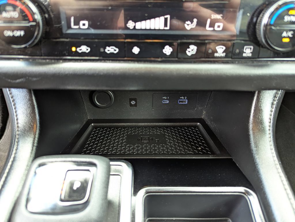 Used 2022 Nissan Pathfinder SL w/ SL Premium Package AWD/4WD image 25