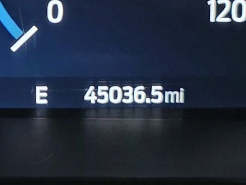 Used 2021 Ford F150 Lariat image 47