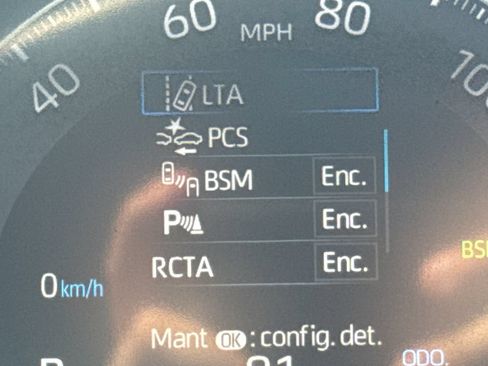 Used 2022 Toyota RAV4 Limited AWD/4WD image 21