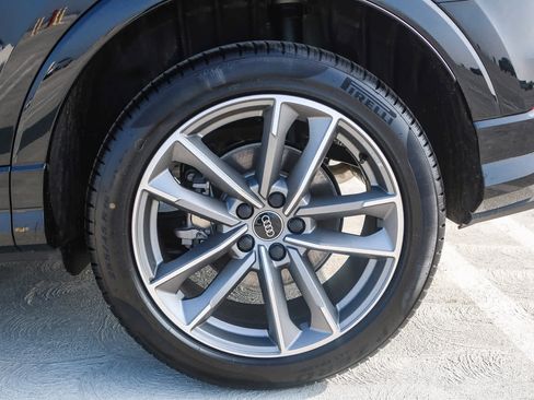 New 2025 Audi Q3 2.0T Premium image 14