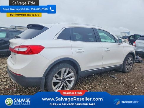 Used 2017 Lincoln MKX Reserve w/ Lincoln MKX Climate Package FWD image 4