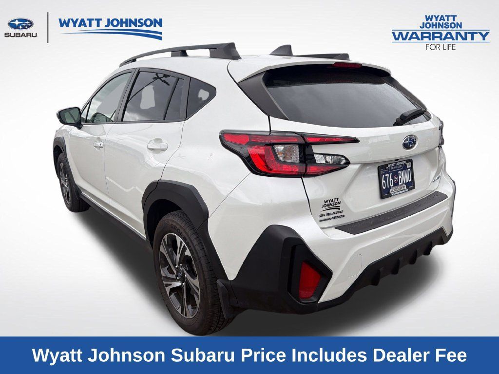 Used 2024 Subaru Crosstrek 2.0i Premium AWD/4WD image 6