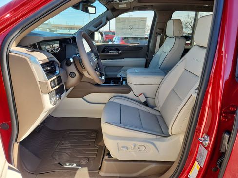 New 2026 GMC Yukon XL Denali w/ Sun & Power Step Package image 12