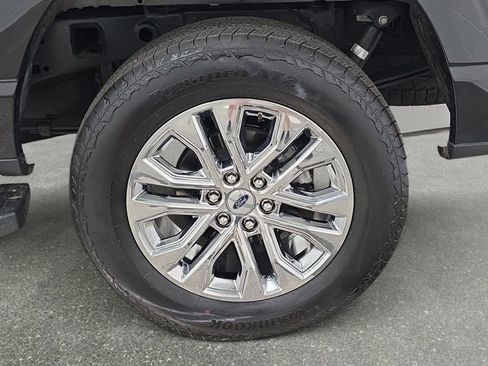 Used 2025 Ford F150 Lariat w/ Equipment Group 501A Mid AWD/4WD image 30