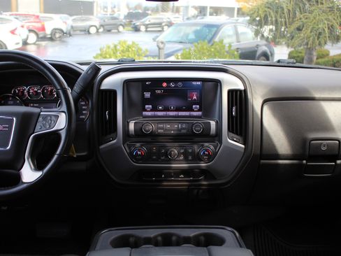 Used 2015 GMC Sierra 1500 SLE image 22