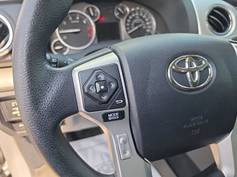 Used 2017 Toyota Tundra SR5 w/ SR5 Upgrade Package AWD/4WD image 14