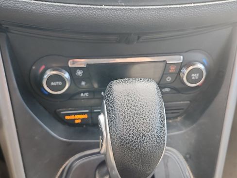 Used 2016 Ford Escape SE w/ Equipment Group 201A image 27