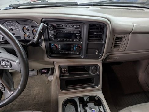Used 2005 GMC Sierra 2500 SLT image 12