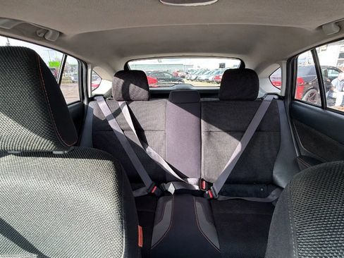 Used 2016 Subaru Crosstrek 2.0i Premium w/ Moonroof Package image 9