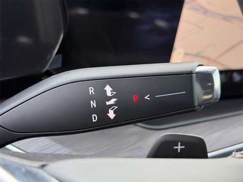 New 2026 Chevrolet Suburban Premier image 19