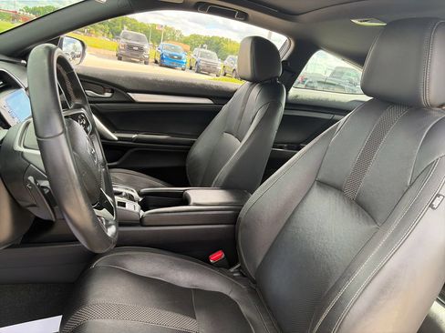 Used 2020 Honda Civic Touring image 18