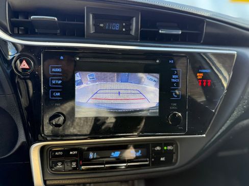 Used 2019 Toyota Corolla LE w/ Carpet Mat Package (TMS) image 24