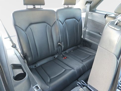 Used 2018 Audi Q7 3.0T Premium Plus w/ Premium Plus Package image 17