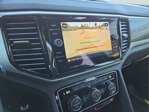 Used 2023 Volkswagen Atlas Cross Sport SEL Premium R-Line image 19