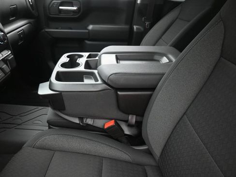 Used 2024 Chevrolet Silverado 1500 Custom RWD image 21