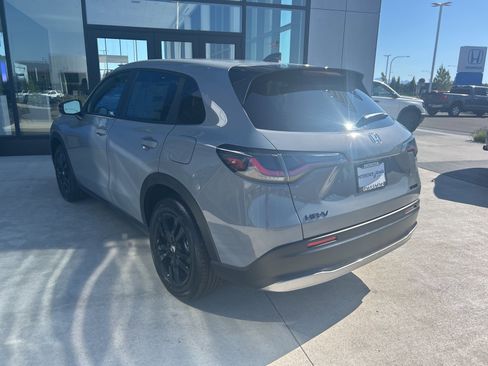 New 2026 Honda HR-V Sport image 7